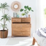 Aranżacja komoda LAURA z 5 szufladami, wykończenie wosk twardy